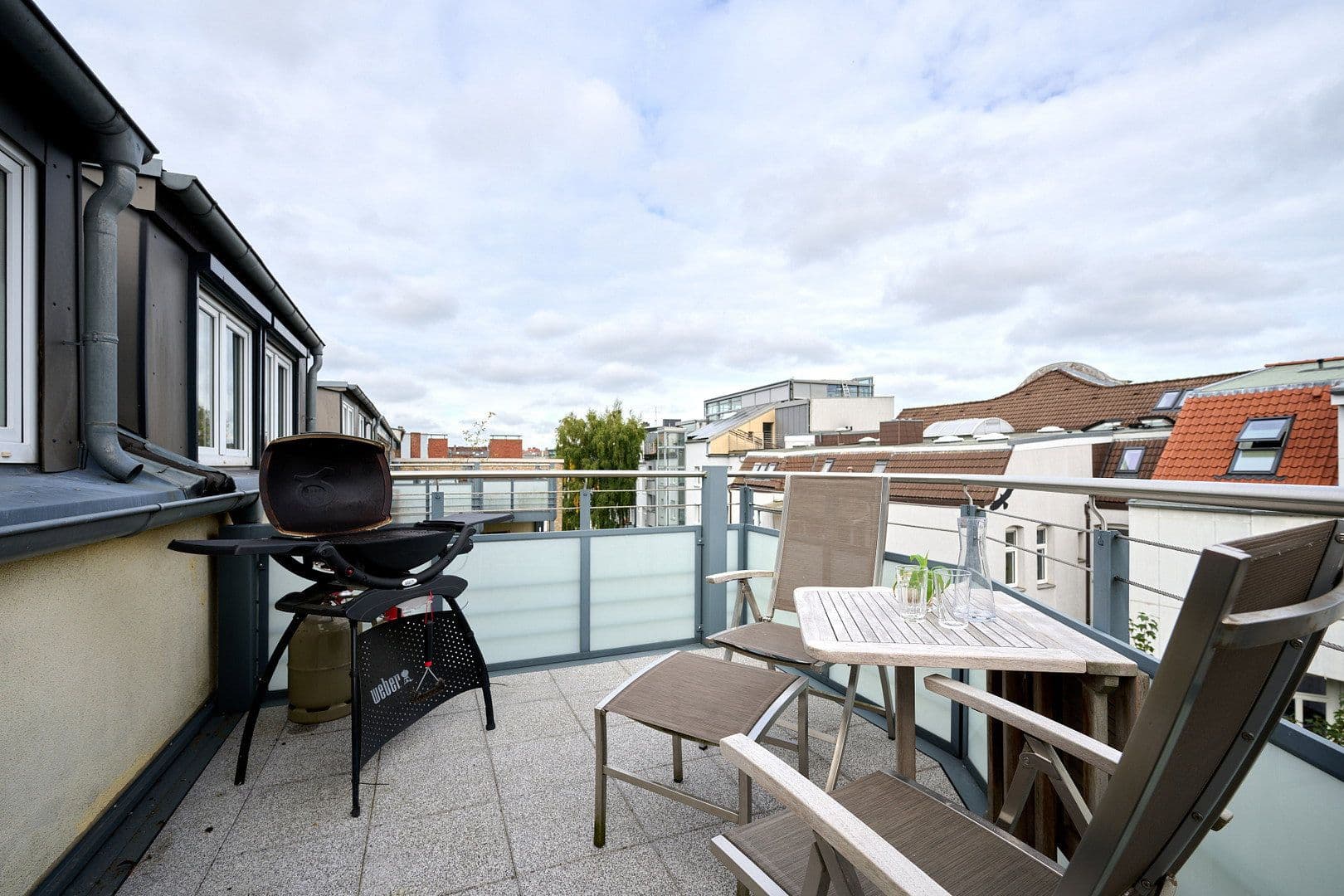 Prodej bytu 4+1 108 m², Eckernförder Straße 54, Kiel, Šlesvicko-Holštýnsko Prodej bytu 4+1 108 m², Eckernförder Straße 54, Kiel, Šlesvicko-Holštýnsko