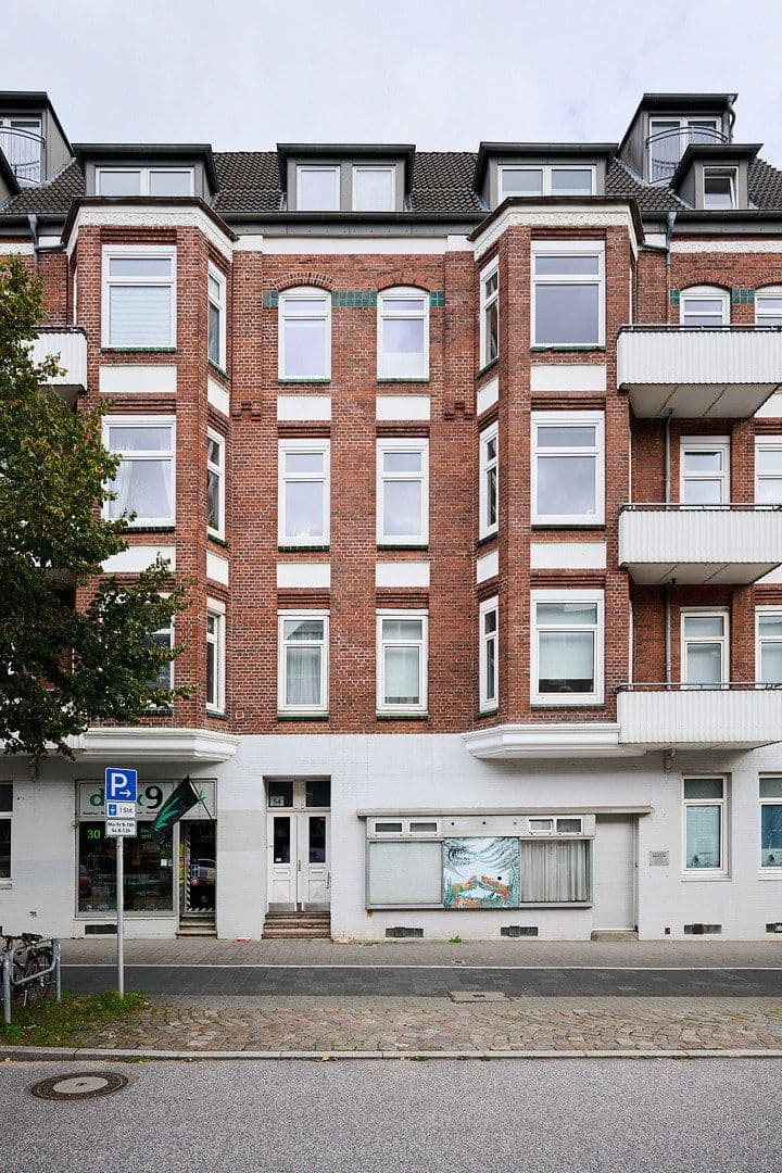 Prodej bytu 4+1 108 m², Eckernförder Straße 54, Kiel, Šlesvicko-Holštýnsko Prodej bytu 4+1 108 m², Eckernförder Straße 54, Kiel, Šlesvicko-Holštýnsko