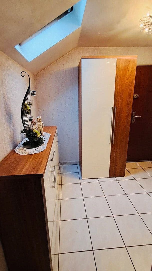 Prodej bytu 3+1 67 m², Jülicher Straße 168, Cáchy, Severní Porýní-Vestfálsko Prodej bytu 3+1 67 m², Jülicher Straße 168, Cáchy, Severní Porýní-Vestfálsko