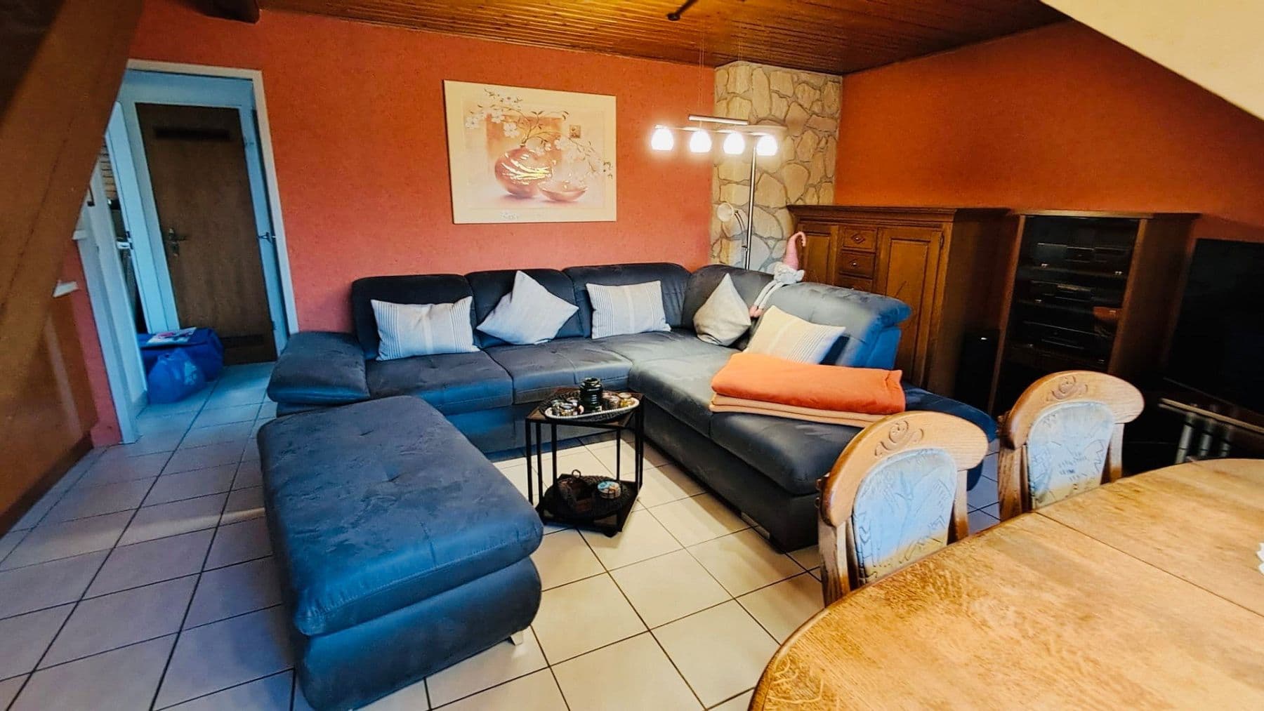 Prodej bytu 3+1 67 m², Jülicher Straße 168, Cáchy, Severní Porýní-Vestfálsko Prodej bytu 3+1 67 m², Jülicher Straße 168, Cáchy, Severní Porýní-Vestfálsko