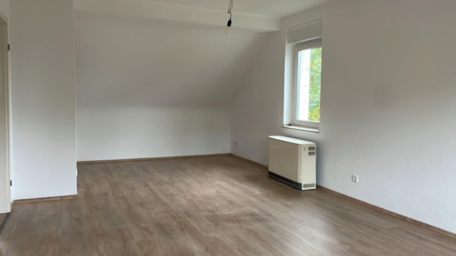 Pronájem bytu 3+1 67 m², Dellwiger Str. 37, Essen, Severní Porýní-Vestfálsko Pronájem bytu 3+1 67 m², Dellwiger Str. 37, Essen, Severní Porýní-Vestfálsko