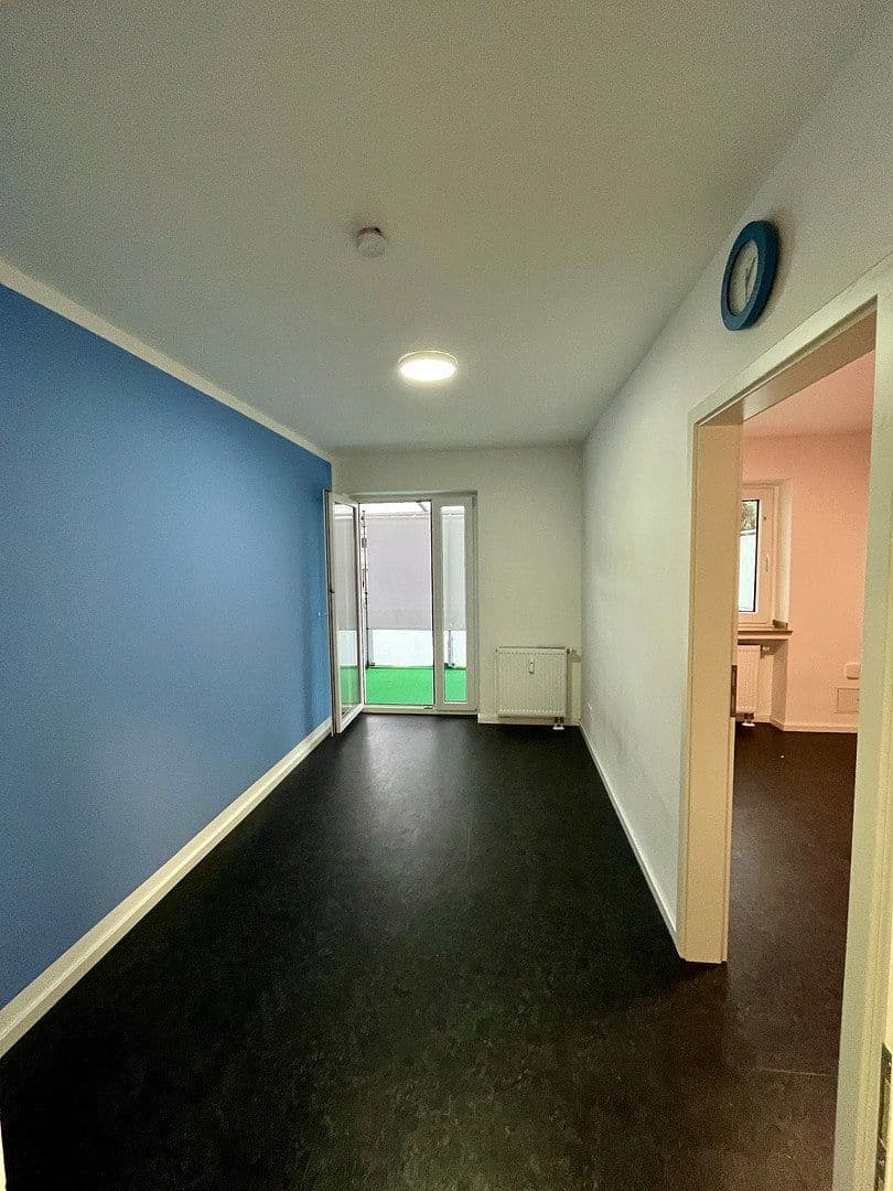 Pronájem bytu 3+1 84 m², Mallinckrodtplatz 10, Essen, Severní Porýní-Vestfálsko Pronájem bytu 3+1 84 m², Mallinckrodtplatz 10, Essen, Severní Porýní-Vestfálsko