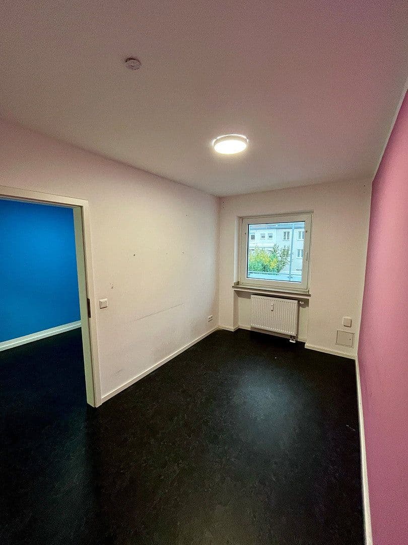 Pronájem bytu 3+1 84 m², Mallinckrodtplatz 10, Essen, Severní Porýní-Vestfálsko Pronájem bytu 3+1 84 m², Mallinckrodtplatz 10, Essen, Severní Porýní-Vestfálsko