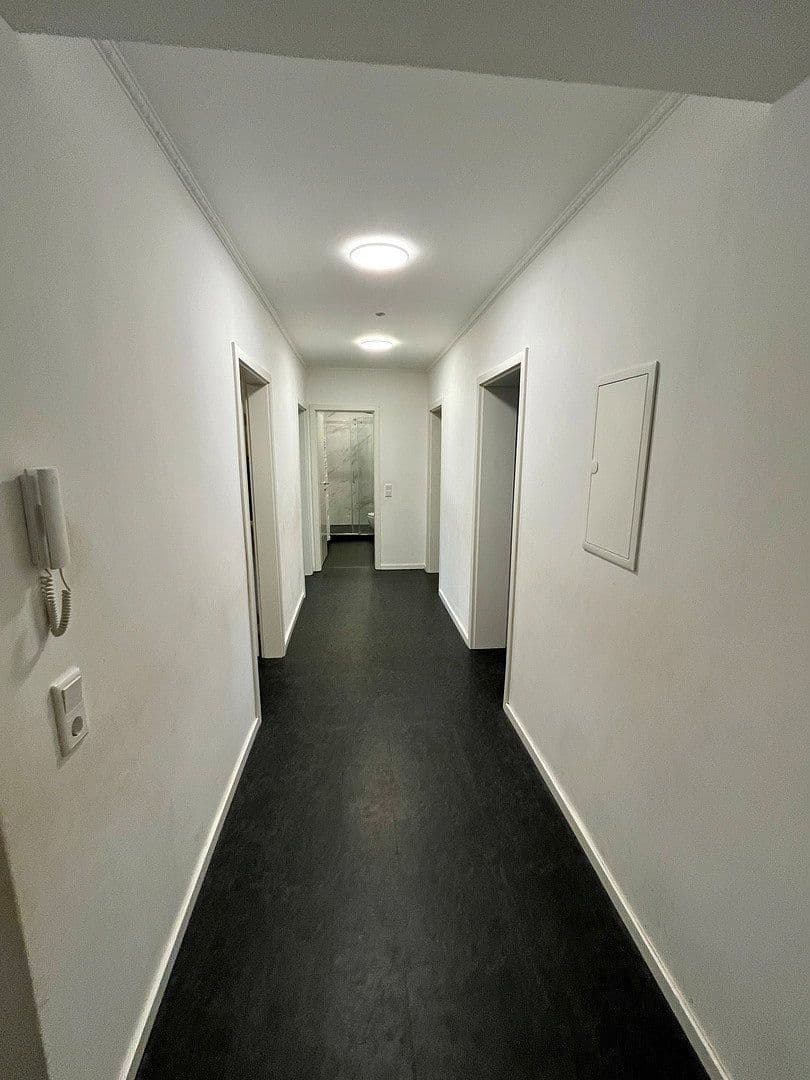Pronájem bytu 3+1 84 m², Mallinckrodtplatz 10, Essen, Severní Porýní-Vestfálsko Pronájem bytu 3+1 84 m², Mallinckrodtplatz 10, Essen, Severní Porýní-Vestfálsko
