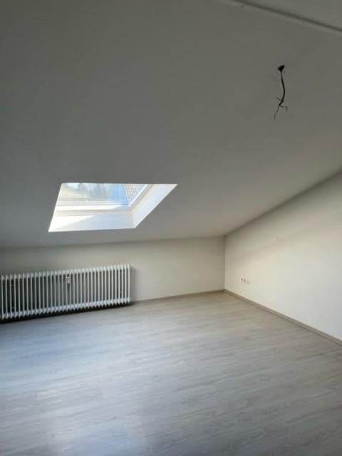 Pronájem bytu 2+1 80 m², Röthgener Str. 16, Eschweiler, Severní Porýní-Vestfálsko Pronájem bytu 2+1 80 m², Röthgener Str. 16, Eschweiler, Severní Porýní-Vestfálsko