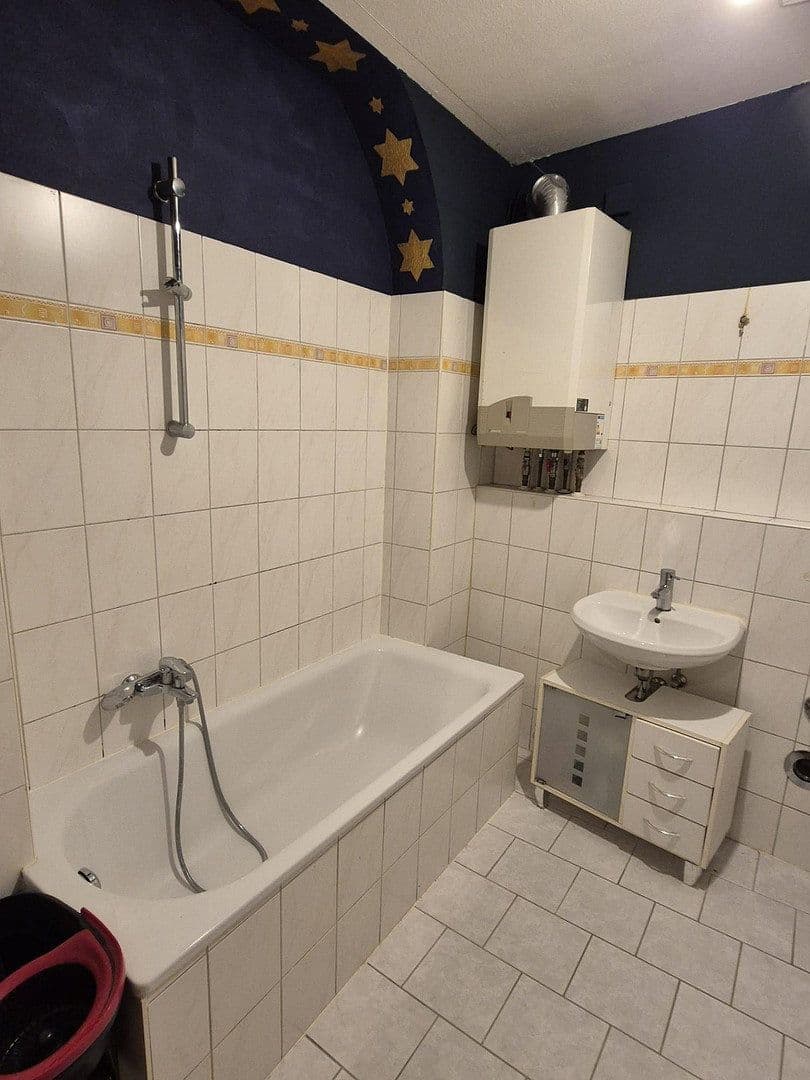 Pronájem bytu 3+1 85 m², Oststraße 7, Witten, Severní Porýní-Vestfálsko Pronájem bytu 3+1 85 m², Oststraße 7, Witten, Severní Porýní-Vestfálsko