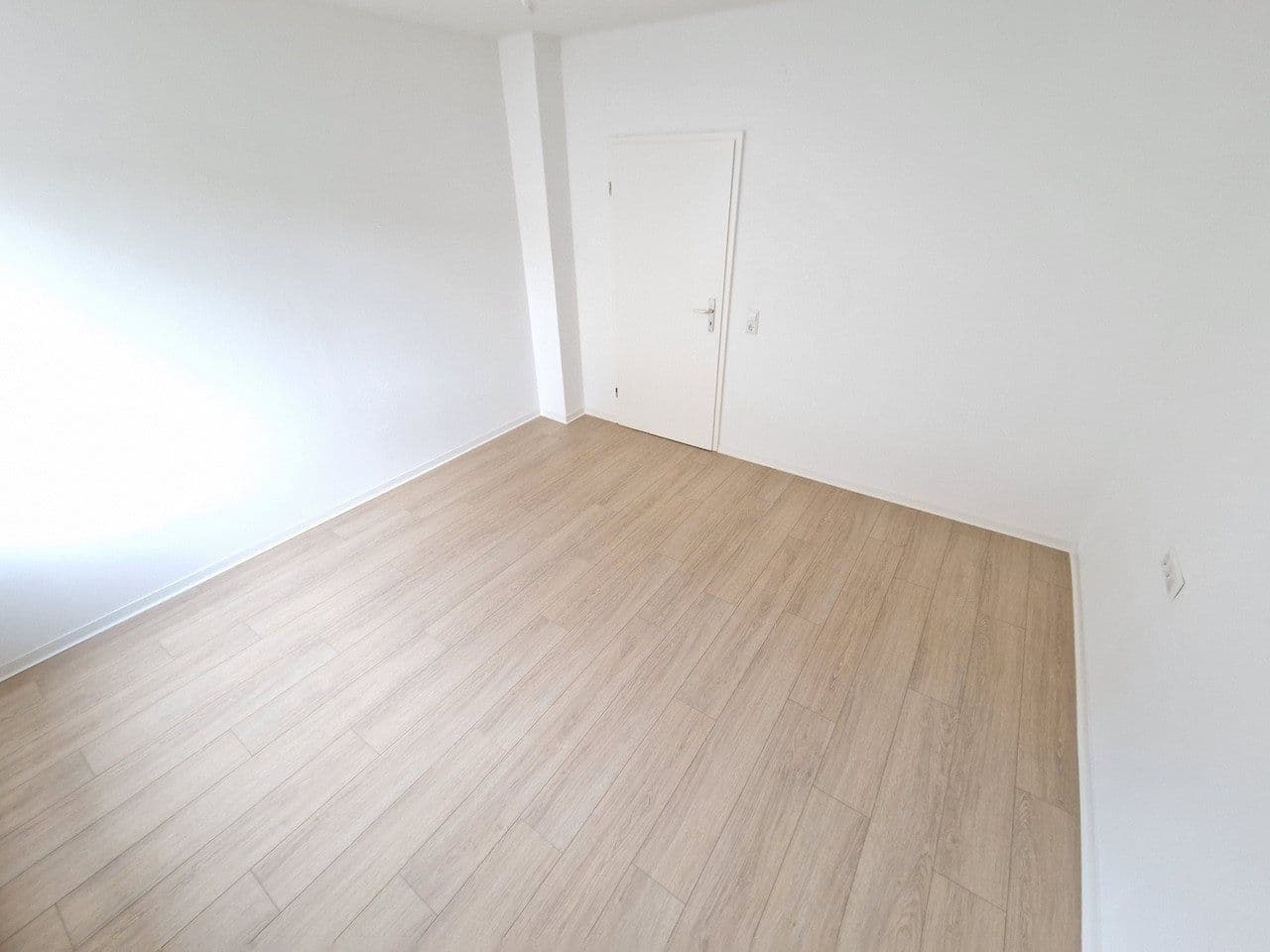 Prodej bytu 3+1 76 m², Bad Ditzenbach, Bádensko-Württembersko Prodej bytu 3+1 76 m², Bad Ditzenbach, Bádensko-Württembersko