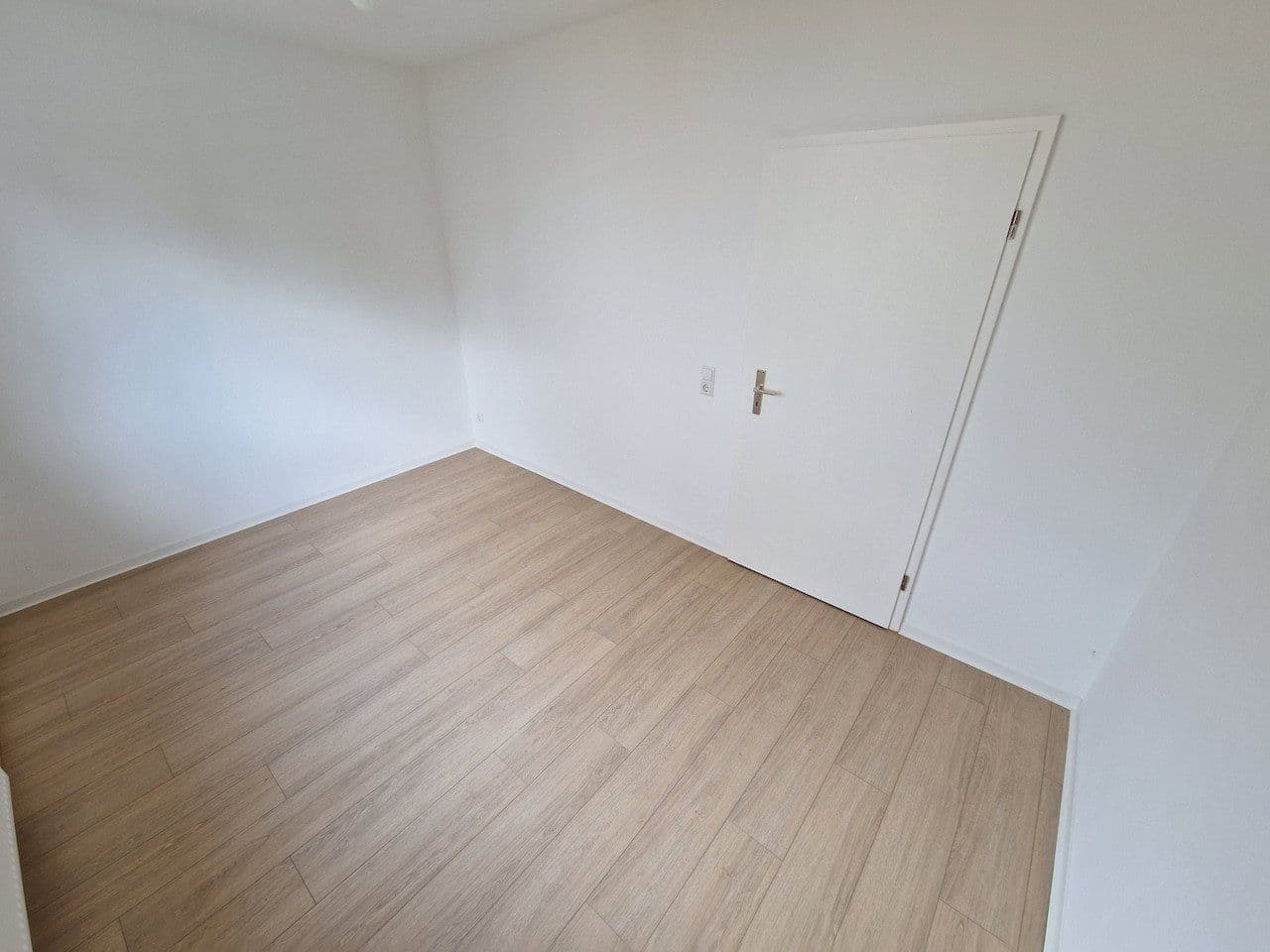 Prodej bytu 3+1 76 m², Bad Ditzenbach, Bádensko-Württembersko Prodej bytu 3+1 76 m², Bad Ditzenbach, Bádensko-Württembersko