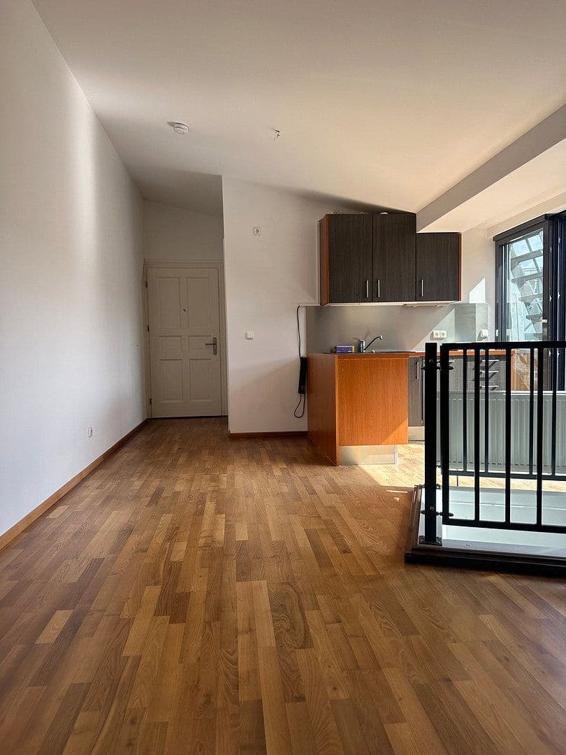 Prodej bytu 3+1 90 m², Thaerstraße 41, Berlin, Berlín Prodej bytu 3+1 90 m², Thaerstraße 41, Berlin, Berlín