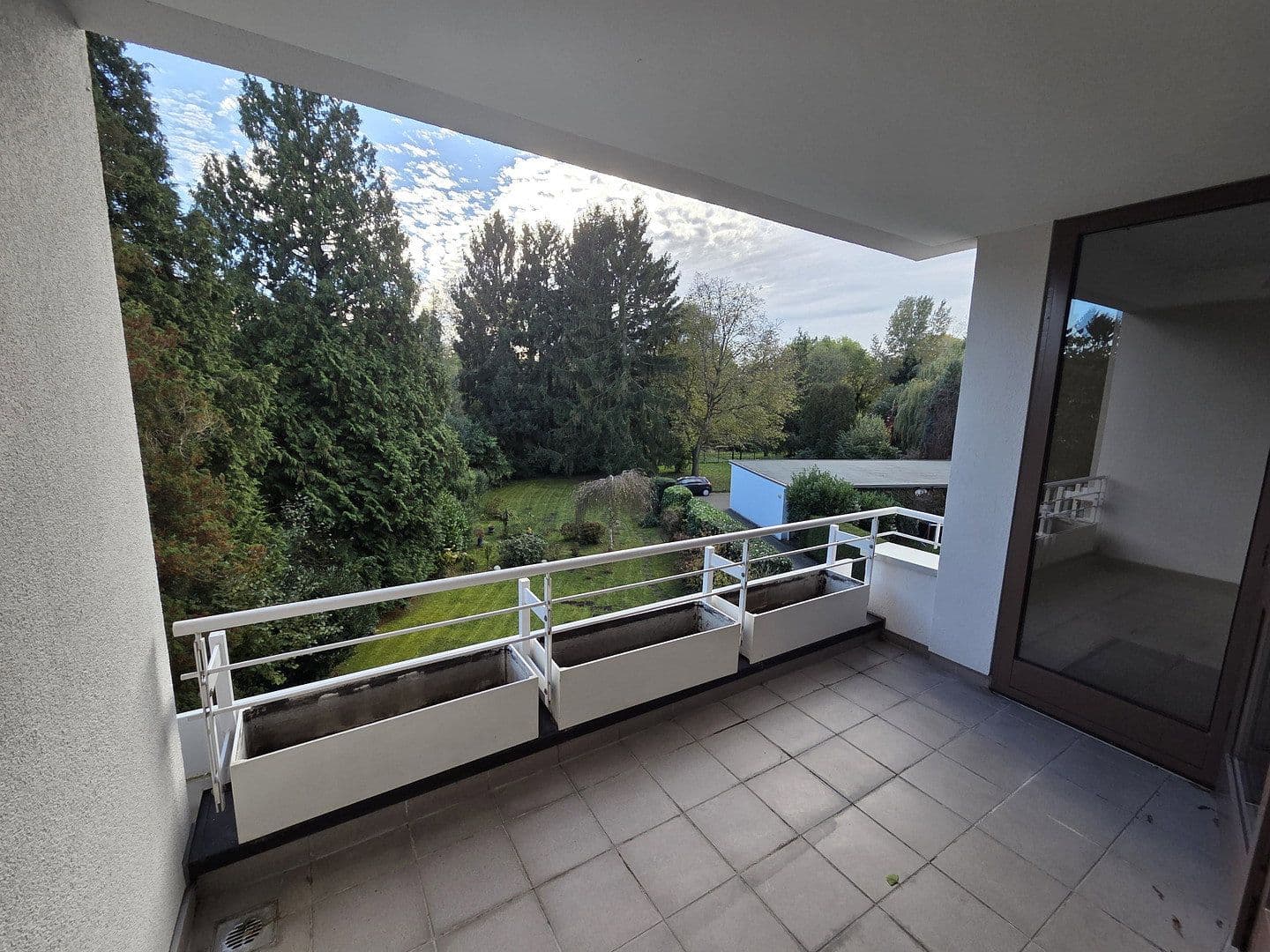 Pronájem bytu 2+1 61 m², Vennstraße 66, Düsseldorf, Severní Porýní-Vestfálsko Pronájem bytu 2+1 61 m², Vennstraße 66, Düsseldorf, Severní Porýní-Vestfálsko