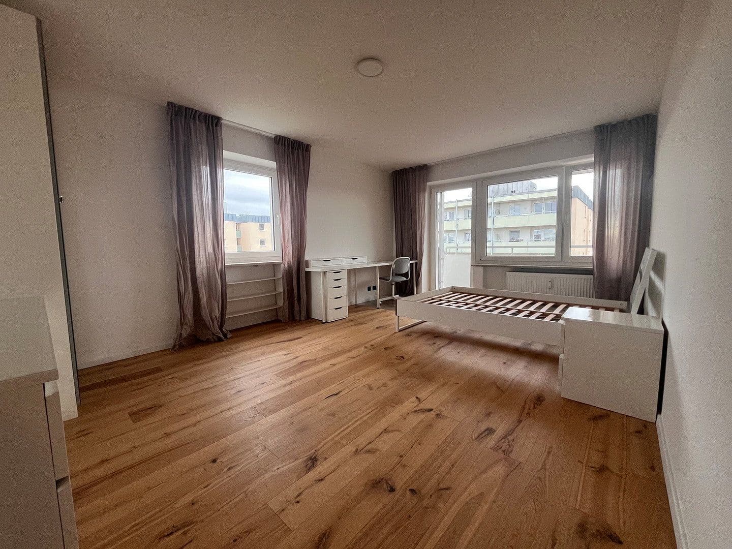 Prodej bytu 3+1 86 m², Kriemhildenstraße 2/VI, Germering, Bavorsko Prodej bytu 3+1 86 m², Kriemhildenstraße 2/VI, Germering, Bavorsko
