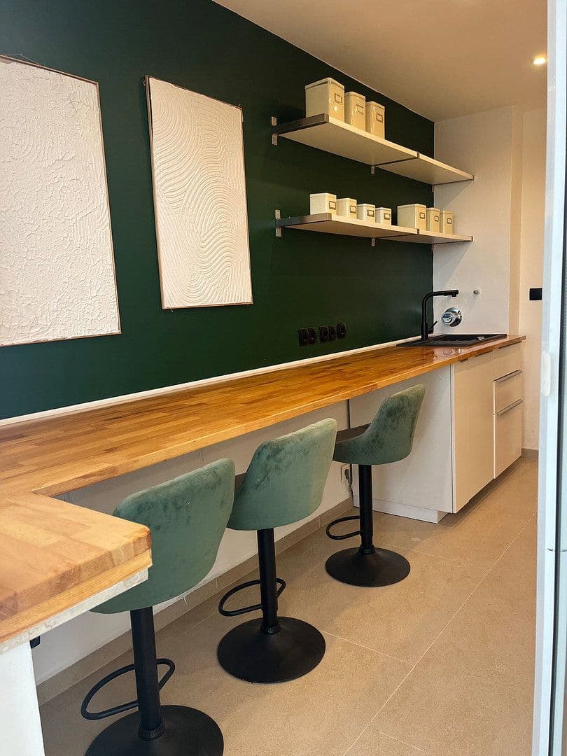 Prodej bytu 3+1 86 m², Kriemhildenstraße 2/VI, Germering, Bavorsko Prodej bytu 3+1 86 m², Kriemhildenstraße 2/VI, Germering, Bavorsko