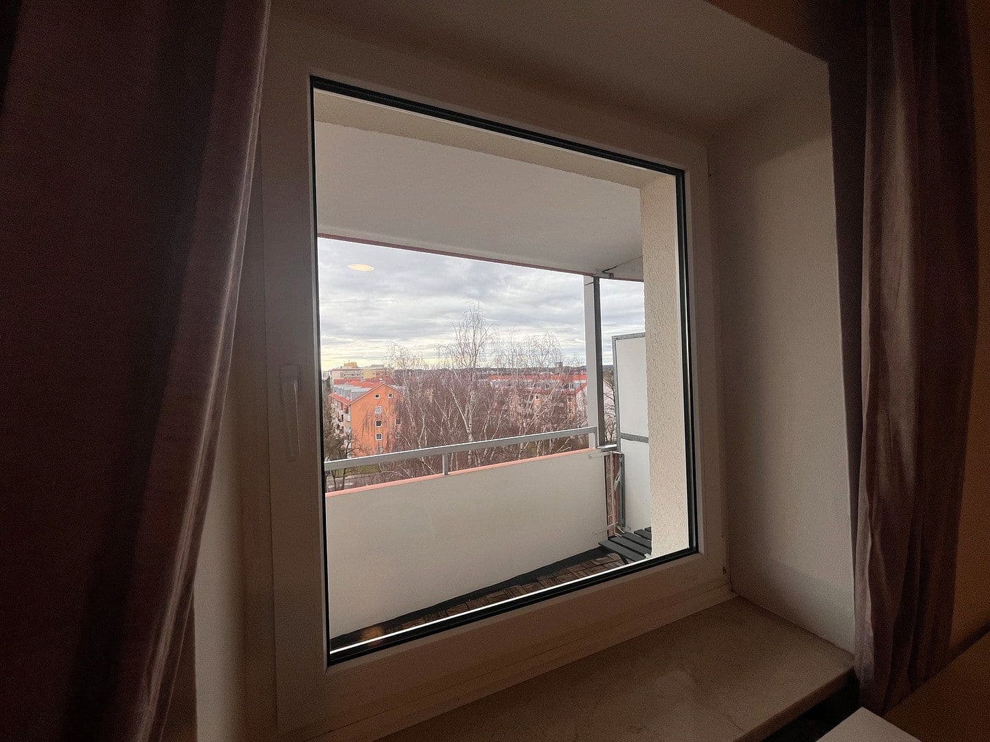 Prodej bytu 3+1 86 m², Kriemhildenstraße 2/VI, Germering, Bavorsko Prodej bytu 3+1 86 m², Kriemhildenstraße 2/VI, Germering, Bavorsko