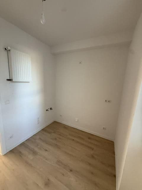 Pronájem bytu 2+1 46 m², Fürstenwall 142, Düsseldorf, Severní Porýní-Vestfálsko Pronájem bytu 2+1 46 m², Fürstenwall 142, Düsseldorf, Severní Porýní-Vestfálsko