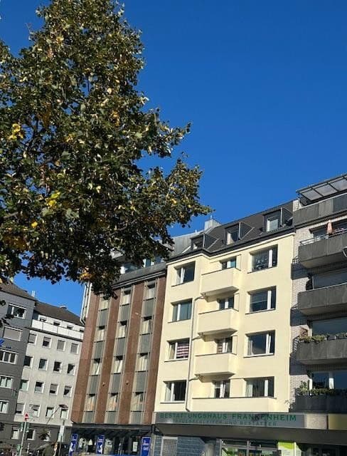 Pronájem bytu 2+1 46 m², Fürstenwall 142, Düsseldorf, Severní Porýní-Vestfálsko Pronájem bytu 2+1 46 m², Fürstenwall 142, Düsseldorf, Severní Porýní-Vestfálsko