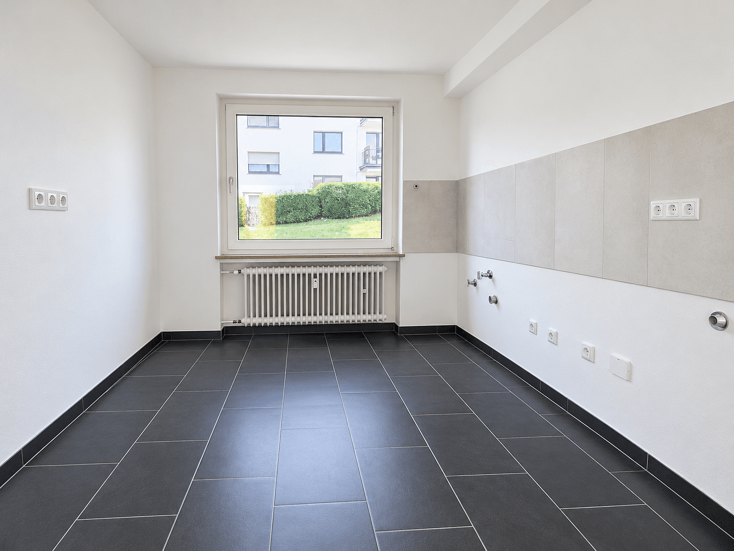 Pronájem bytu 3+1 80 m², Rolandsweg 3, Velbert, Severní Porýní-Vestfálsko Pronájem bytu 3+1 80 m², Rolandsweg 3, Velbert, Severní Porýní-Vestfálsko