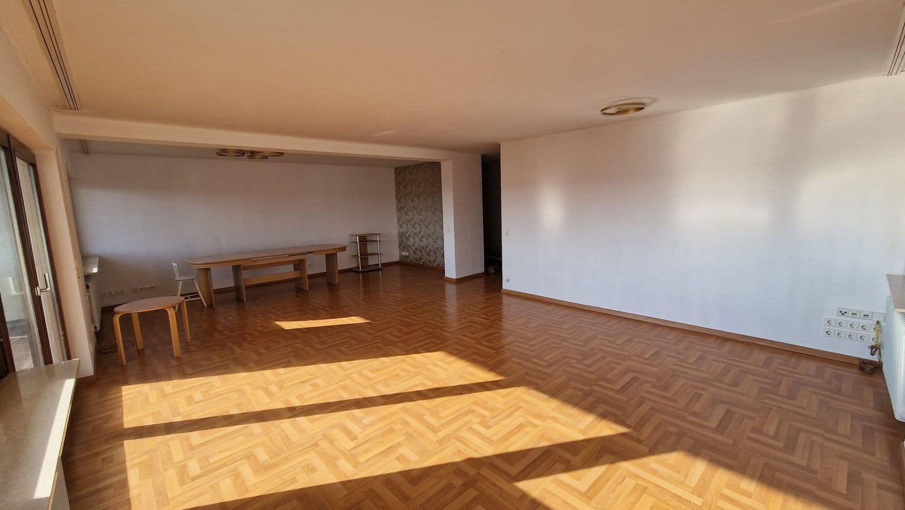 Prodej bytu 4+kk 140 m², Kurfürstenstaffel 2, Pforzheim, Bádensko-Württembersko Prodej bytu 4+kk 140 m², Kurfürstenstaffel 2, Pforzheim, Bádensko-Württembersko