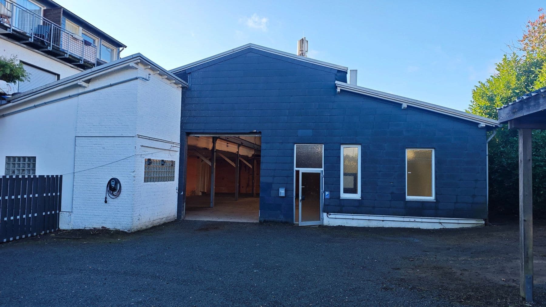 Pronájem nebytového prostoru 420 m², Reinshagener Str., Remscheid, Severní Porýní-Vestfálsko Pronájem nebytového prostoru 420 m², Reinshagener Str., Remscheid, Severní Porýní-Vestfálsko