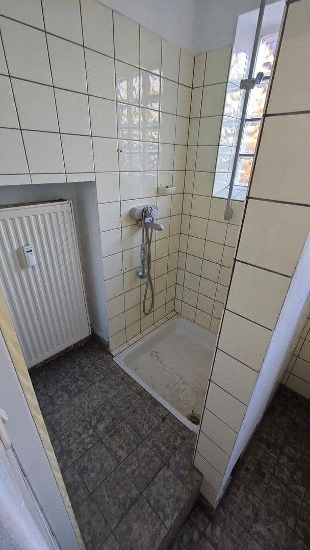 Pronájem nebytového prostoru 420 m², Reinshagener Str., Remscheid, Severní Porýní-Vestfálsko Pronájem nebytového prostoru 420 m², Reinshagener Str., Remscheid, Severní Porýní-Vestfálsko