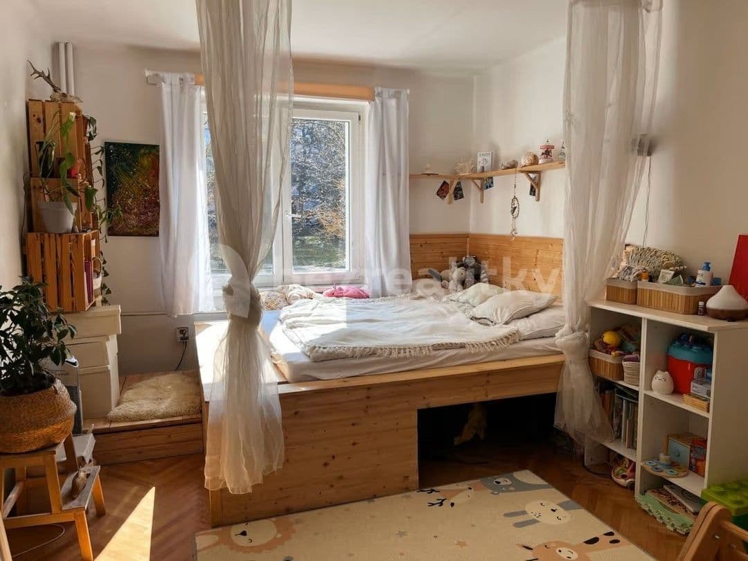Prodej bytu 2+1 50 m², Krnovská, Praha, Praha Prodej bytu 2+1 50 m², Krnovská, Praha, Praha