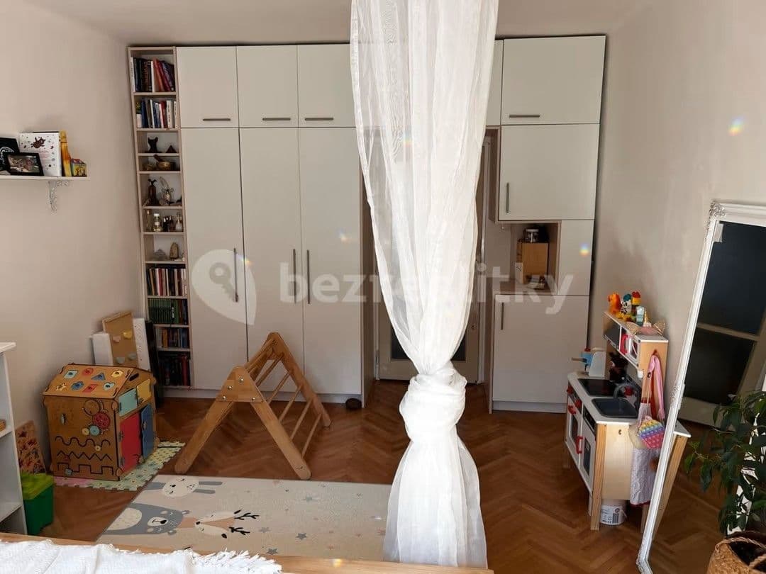 Prodej bytu 2+1 50 m², Krnovská, Praha, Praha Prodej bytu 2+1 50 m², Krnovská, Praha, Praha
