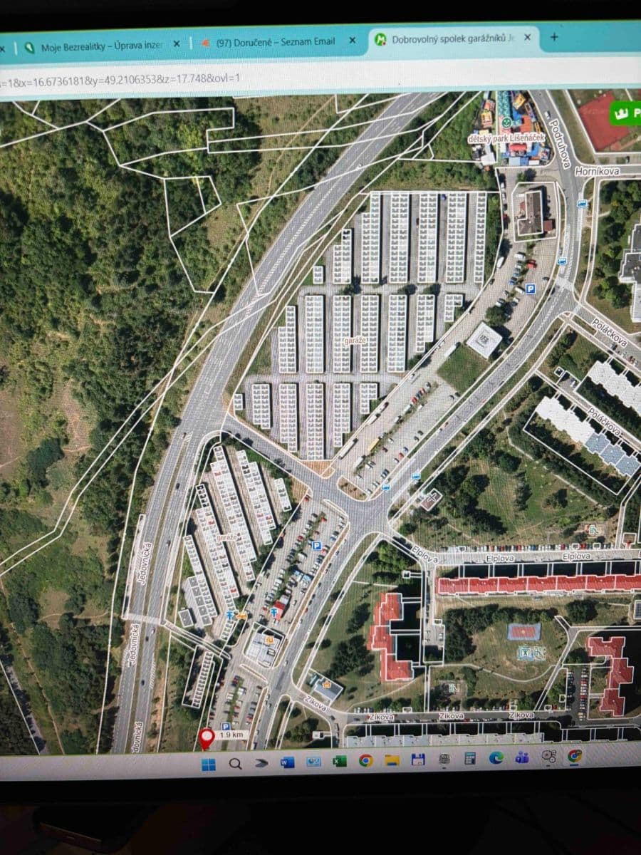 Pronájem garáže 18 m², Jedovnická, Brno, Jihomoravský kraj Pronájem garáže 18 m², Jedovnická, Brno, Jihomoravský kraj