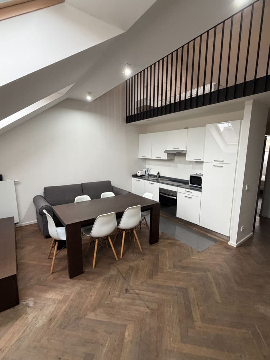 Pronájem bytu 3+kk 69 m², Staropramenná, Praha, Praha Pronájem bytu 3+kk 69 m², Staropramenná, Praha, Praha