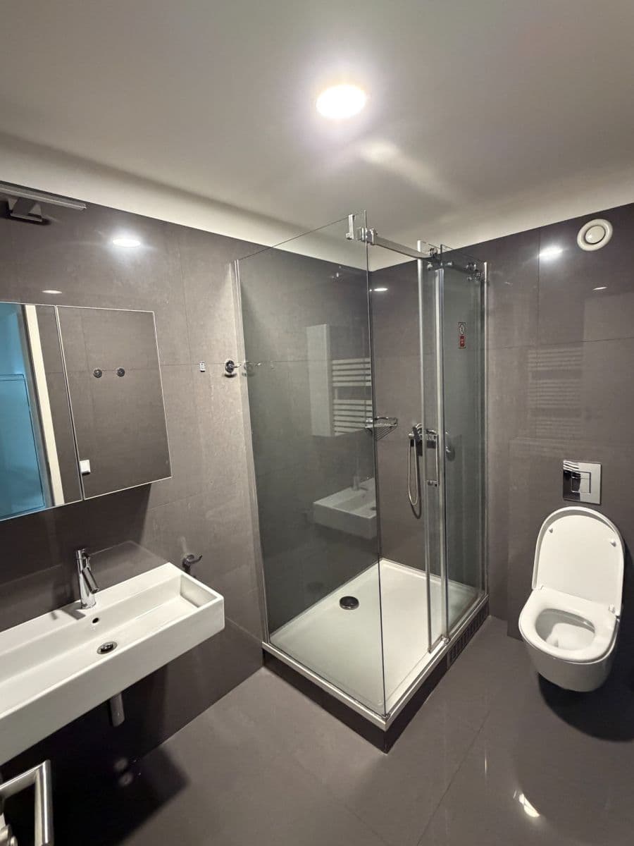 Pronájem bytu 3+kk 69 m², Staropramenná, Praha, Praha Pronájem bytu 3+kk 69 m², Staropramenná, Praha, Praha