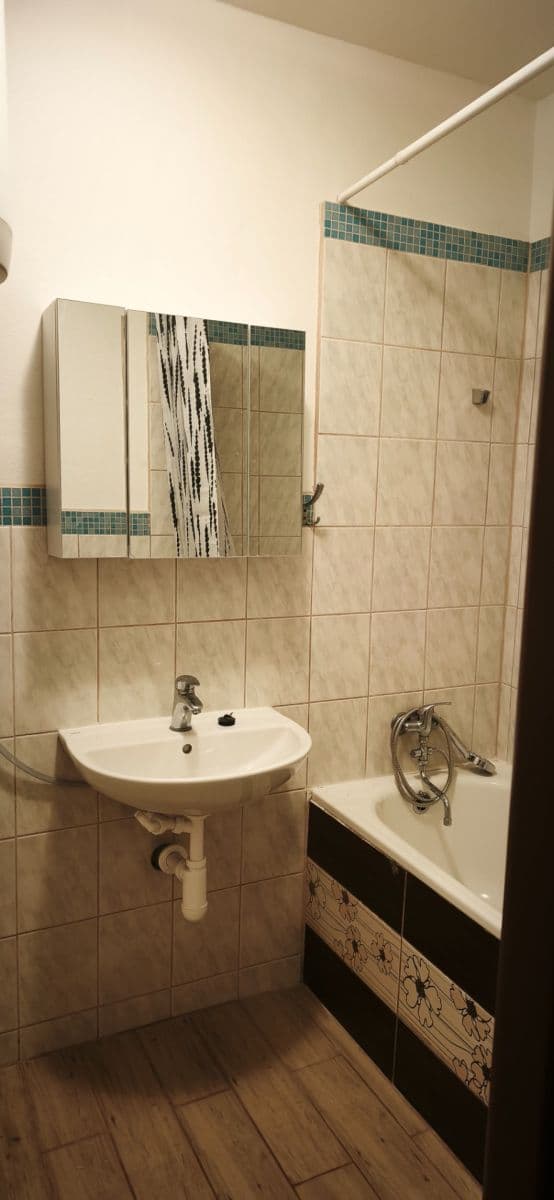 Prodej bytu 1+kk 38 m², Spojených národů, Dvůr Králové nad Labem, Královéhradecký kraj Prodej bytu 1+kk 38 m², Spojených národů, Dvůr Králové nad Labem, Královéhradecký kraj