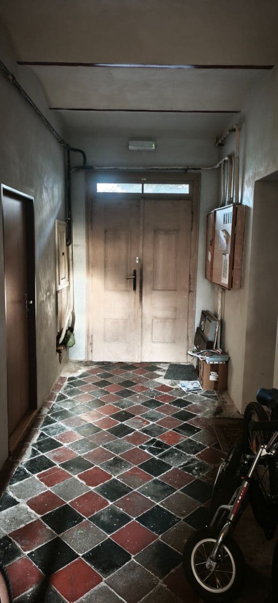 Prodej bytu 1+kk 38 m², Spojených národů, Dvůr Králové nad Labem, Královéhradecký kraj Prodej bytu 1+kk 38 m², Spojených národů, Dvůr Králové nad Labem, Královéhradecký kraj