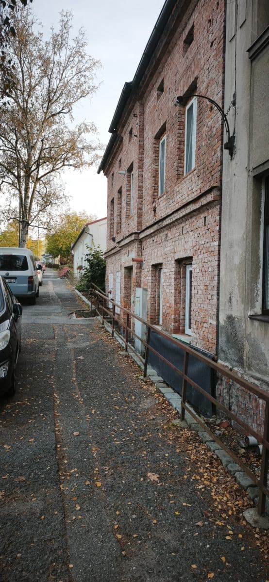 Prodej bytu 1+kk 38 m², Spojených národů, Dvůr Králové nad Labem, Královéhradecký kraj Prodej bytu 1+kk 38 m², Spojených národů, Dvůr Králové nad Labem, Královéhradecký kraj
