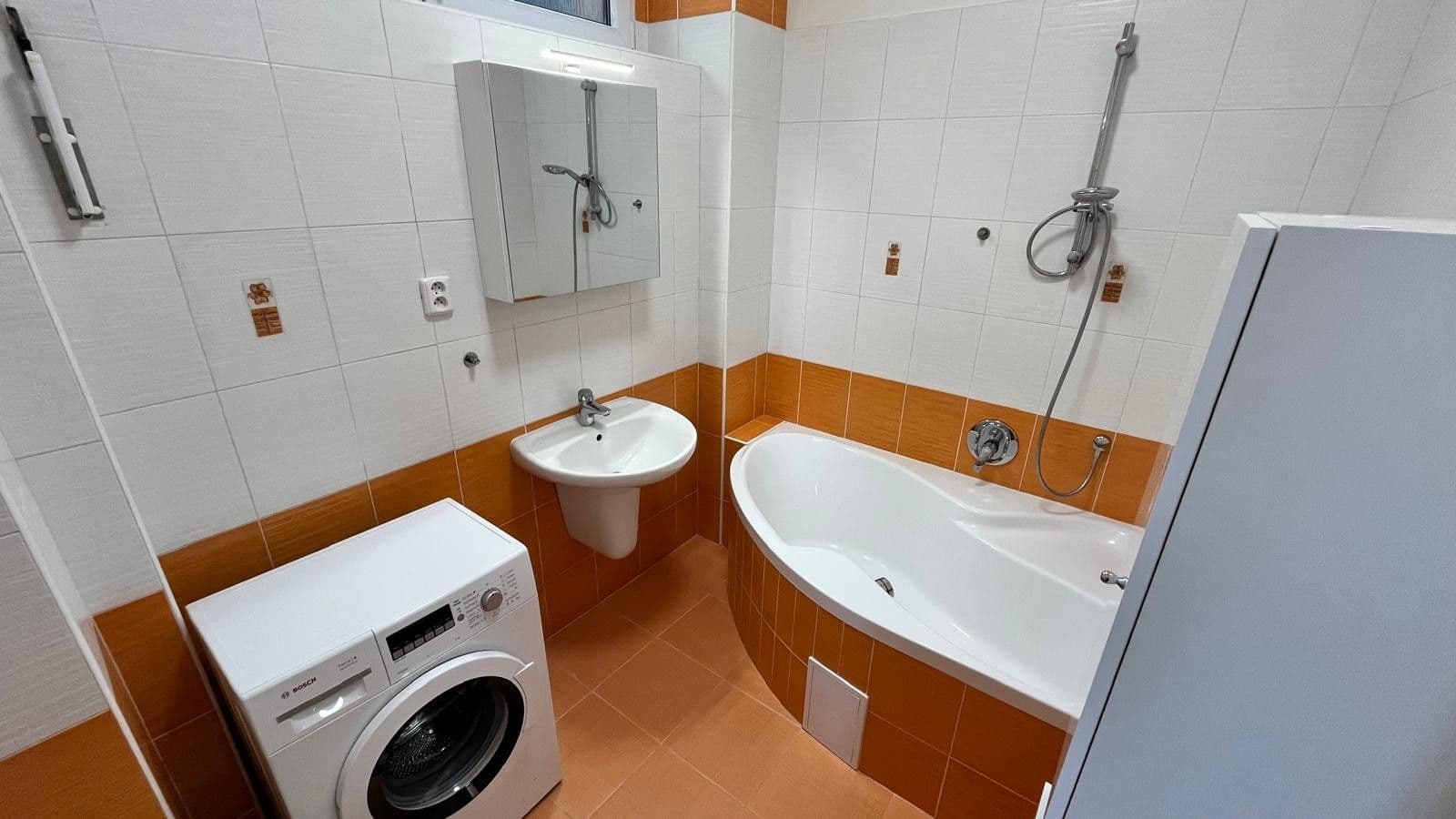 Pronájem bytu 1+1 46 m², Xaveriova, Praha, Praha Pronájem bytu 1+1 46 m², Xaveriova, Praha, Praha