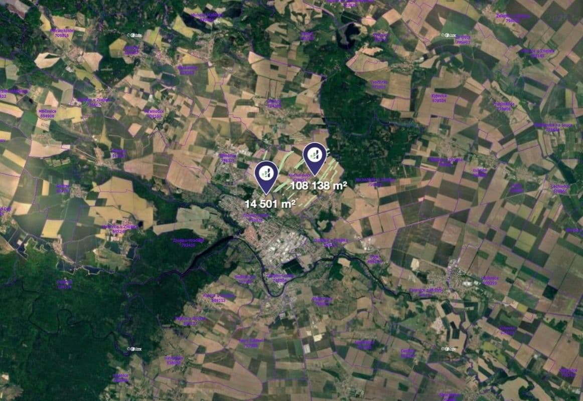 Prodej pozemku 68.450 m², Kuchařovice, Jihomoravský kraj Prodej pozemku 68.450 m², Kuchařovice, Jihomoravský kraj