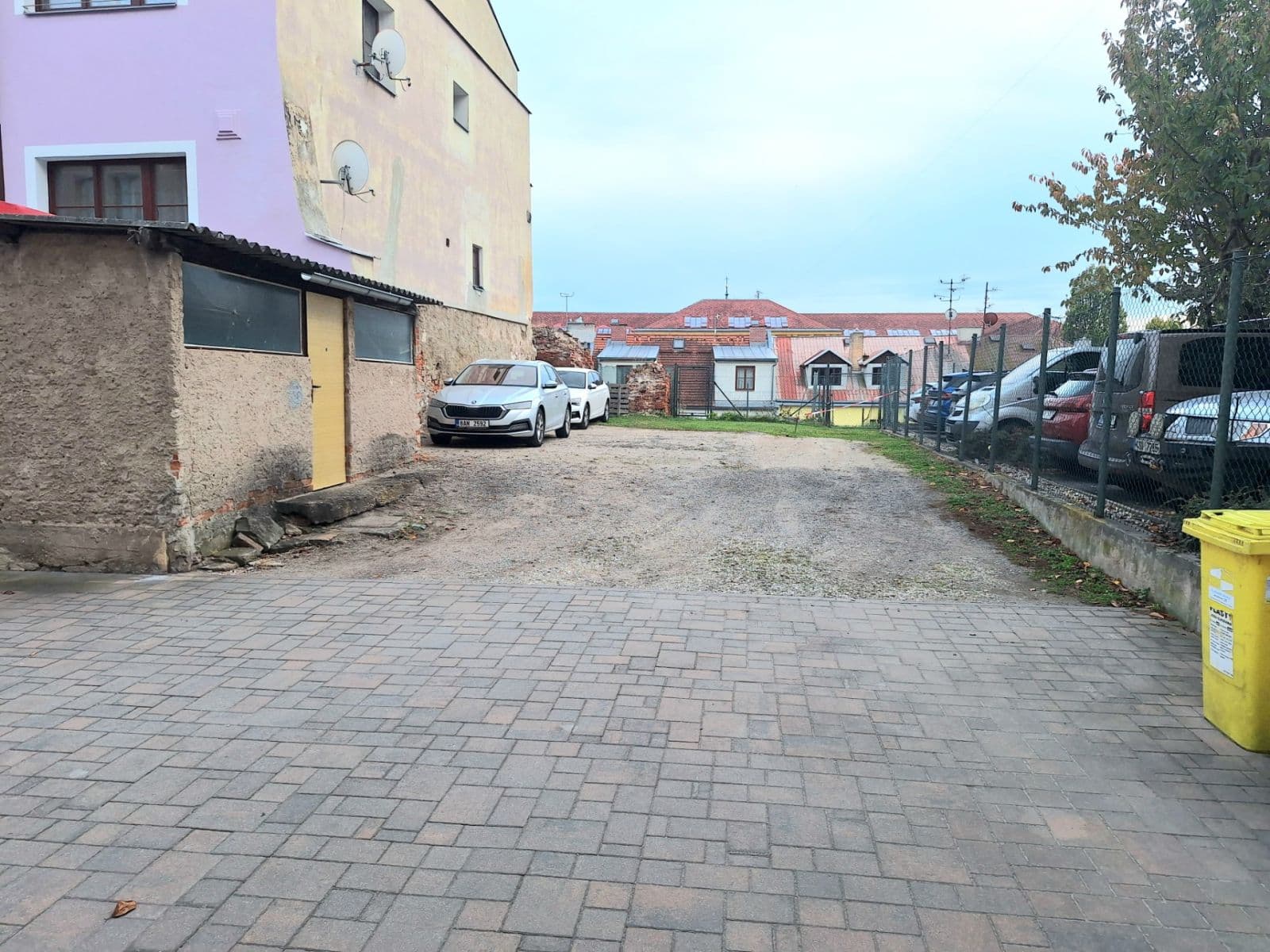 Pronájem bytu 2+1 75 m², Malé náměstí, Hradec Králové, Královéhradecký kraj Pronájem bytu 2+1 75 m², Malé náměstí, Hradec Králové, Královéhradecký kraj