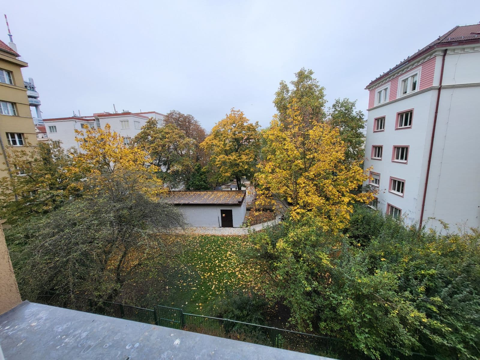 Pronájem bytu 2+kk 48 m², Lucemburská, Praha, Praha Pronájem bytu 2+kk 48 m², Lucemburská, Praha, Praha