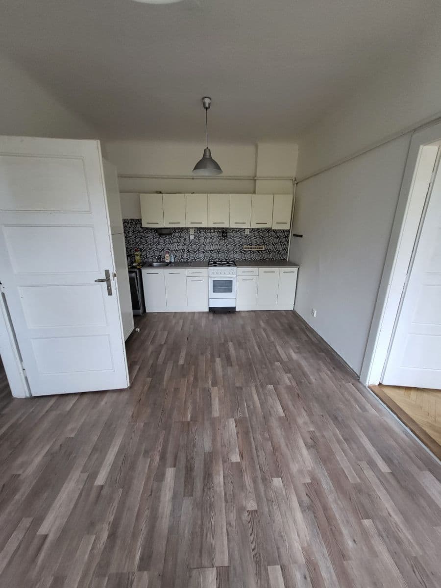 Pronájem bytu 2+kk 48 m², Lucemburská, Praha, Praha Pronájem bytu 2+kk 48 m², Lucemburská, Praha, Praha