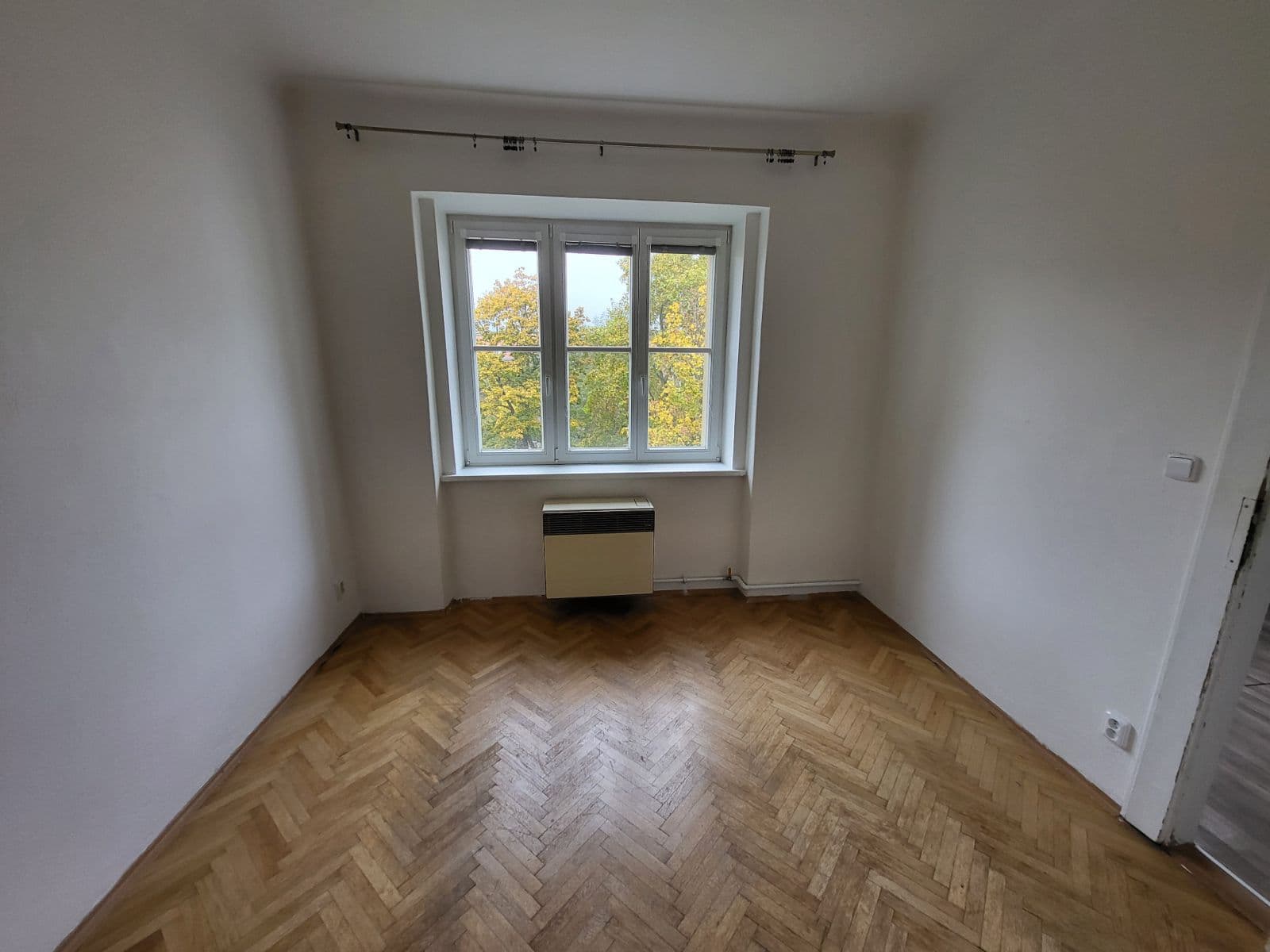 Pronájem bytu 2+kk 48 m², Lucemburská, Praha, Praha Pronájem bytu 2+kk 48 m², Lucemburská, Praha, Praha