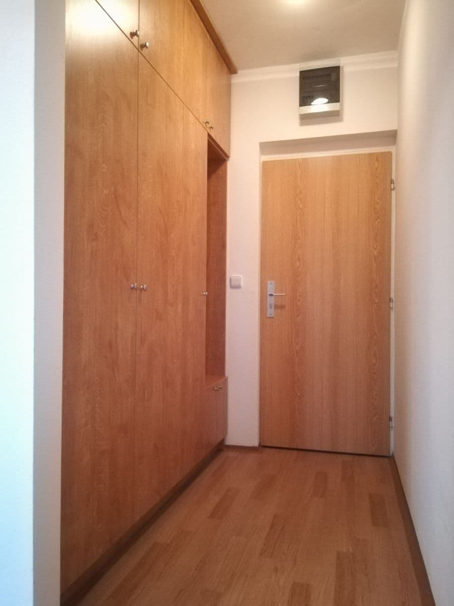 Pronájem bytu 2+kk 53 m², Zahradní, Rousínov, Jihomoravský kraj Pronájem bytu 2+kk 53 m², Zahradní, Rousínov, Jihomoravský kraj