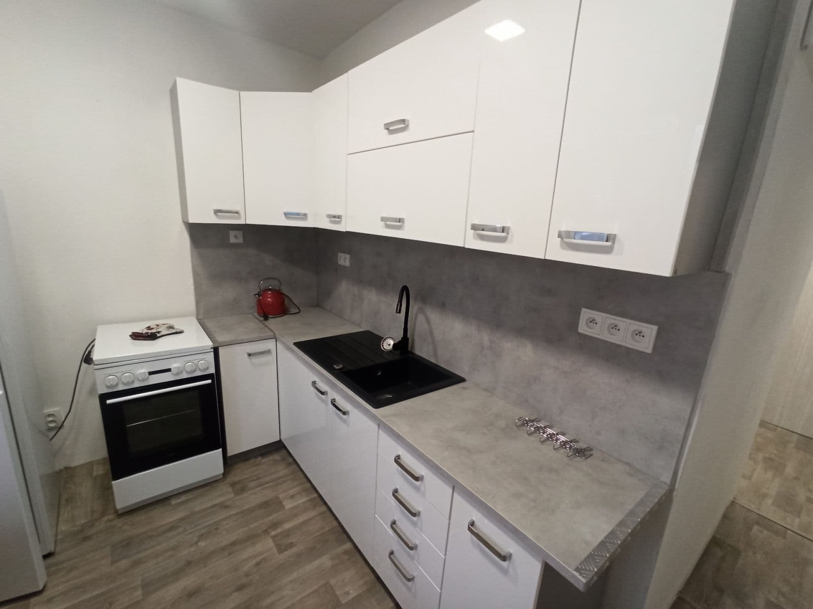 Pronájem bytu 2+1 56 m², Tlapákova, Ostrava, Moravskoslezský kraj Pronájem bytu 2+1 56 m², Tlapákova, Ostrava, Moravskoslezský kraj