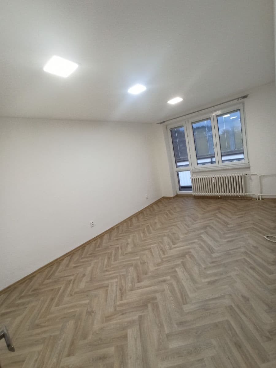 Pronájem bytu 2+1 56 m², Tlapákova, Ostrava, Moravskoslezský kraj Pronájem bytu 2+1 56 m², Tlapákova, Ostrava, Moravskoslezský kraj