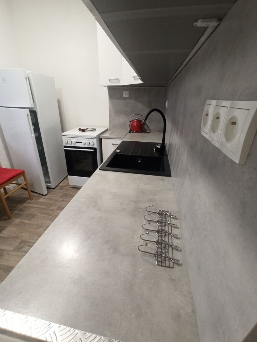 Pronájem bytu 2+1 56 m², Tlapákova, Ostrava, Moravskoslezský kraj Pronájem bytu 2+1 56 m², Tlapákova, Ostrava, Moravskoslezský kraj