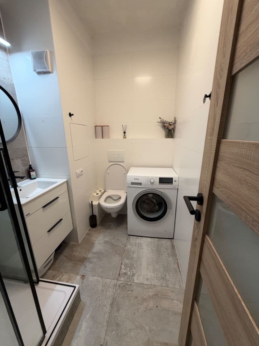 Pronájem bytu 2+kk 40 m², Sokolovská, Plzeň, Plzeňský kraj Pronájem bytu 2+kk 40 m², Sokolovská, Plzeň, Plzeňský kraj