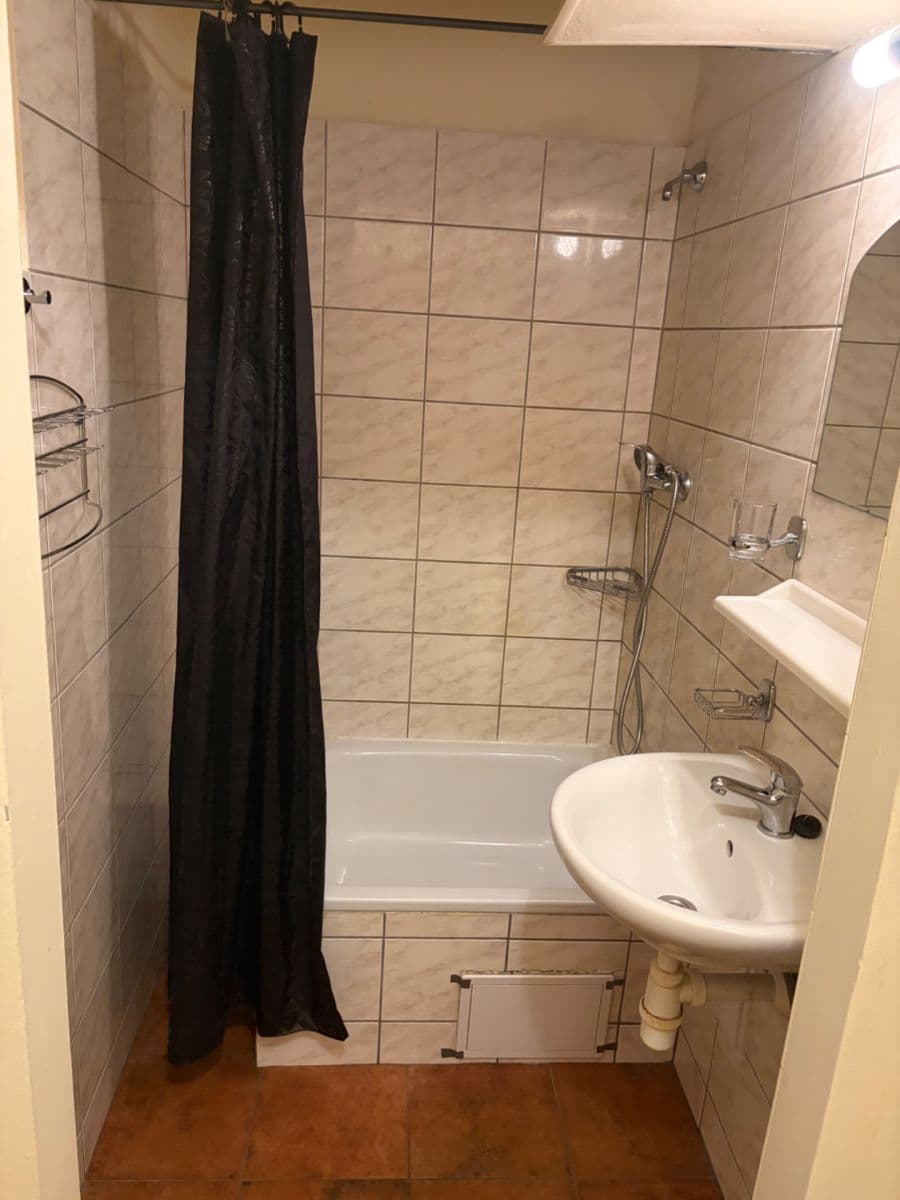 Pronájem bytu 1+kk 21 m², Nuselská, Praha, Praha Pronájem bytu 1+kk 21 m², Nuselská, Praha, Praha