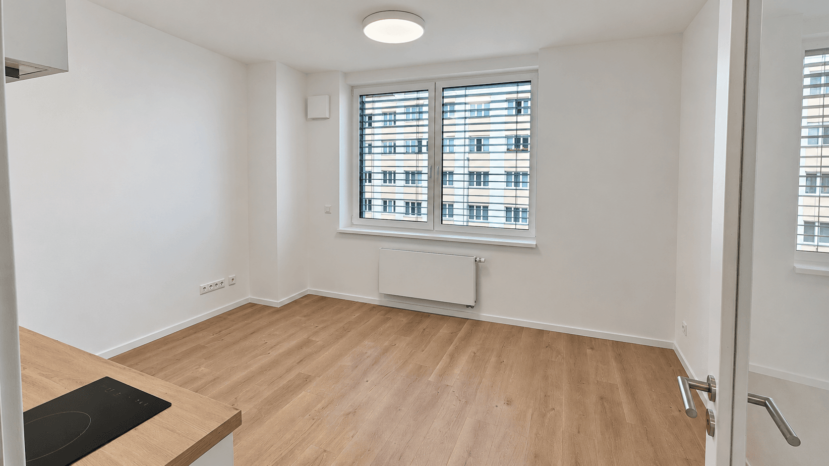 Pronájem bytu 2+kk 39 m², Murmanská, Praha, Praha Pronájem bytu 2+kk 39 m², Murmanská, Praha, Praha