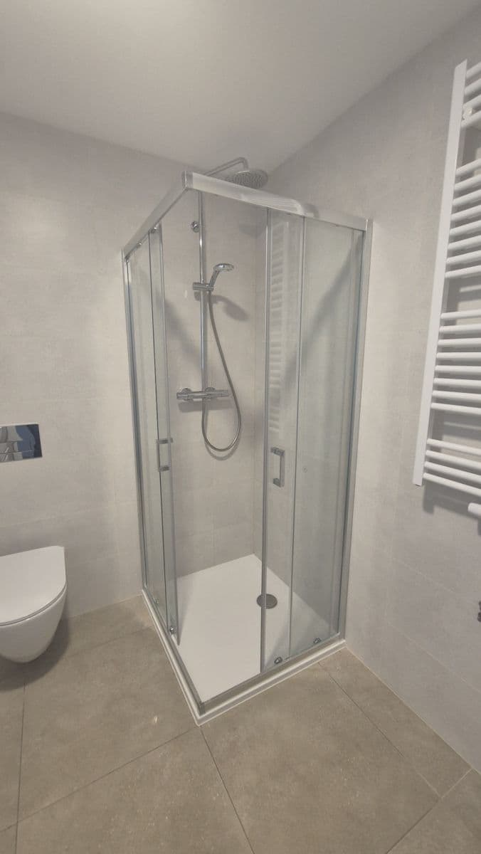 Pronájem bytu 2+kk 39 m², Murmanská, Praha, Praha Pronájem bytu 2+kk 39 m², Murmanská, Praha, Praha