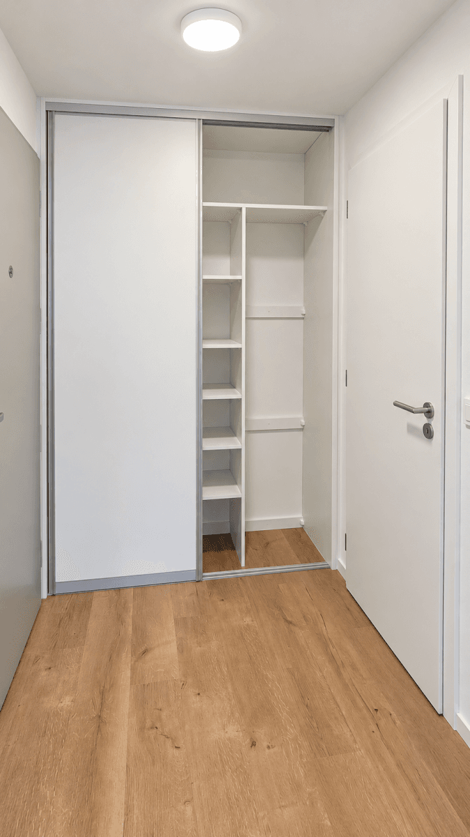 Pronájem bytu 2+kk 39 m², Murmanská, Praha, Praha Pronájem bytu 2+kk 39 m², Murmanská, Praha, Praha