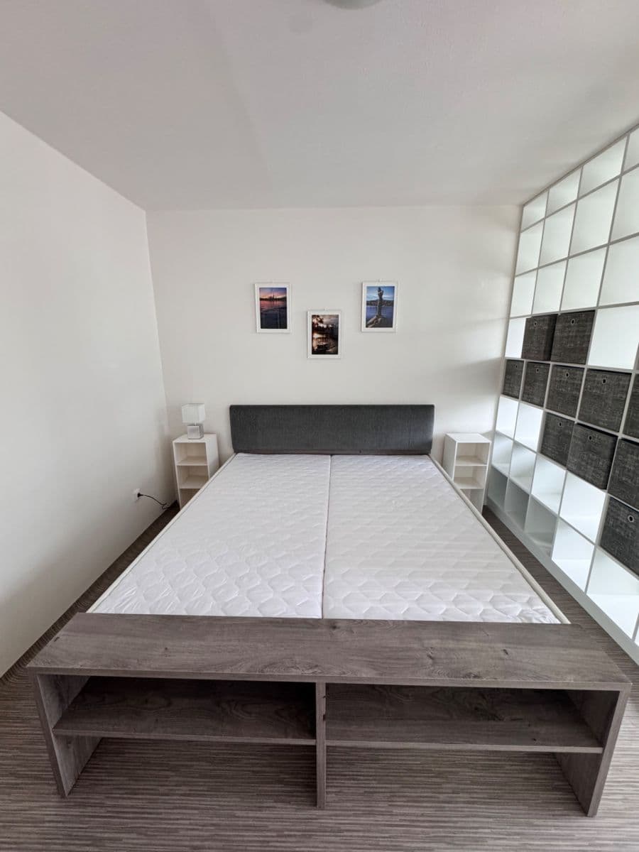 Pronájem bytu 2+1 44 m², Míru, Kaplice, Jihočeský kraj Pronájem bytu 2+1 44 m², Míru, Kaplice, Jihočeský kraj