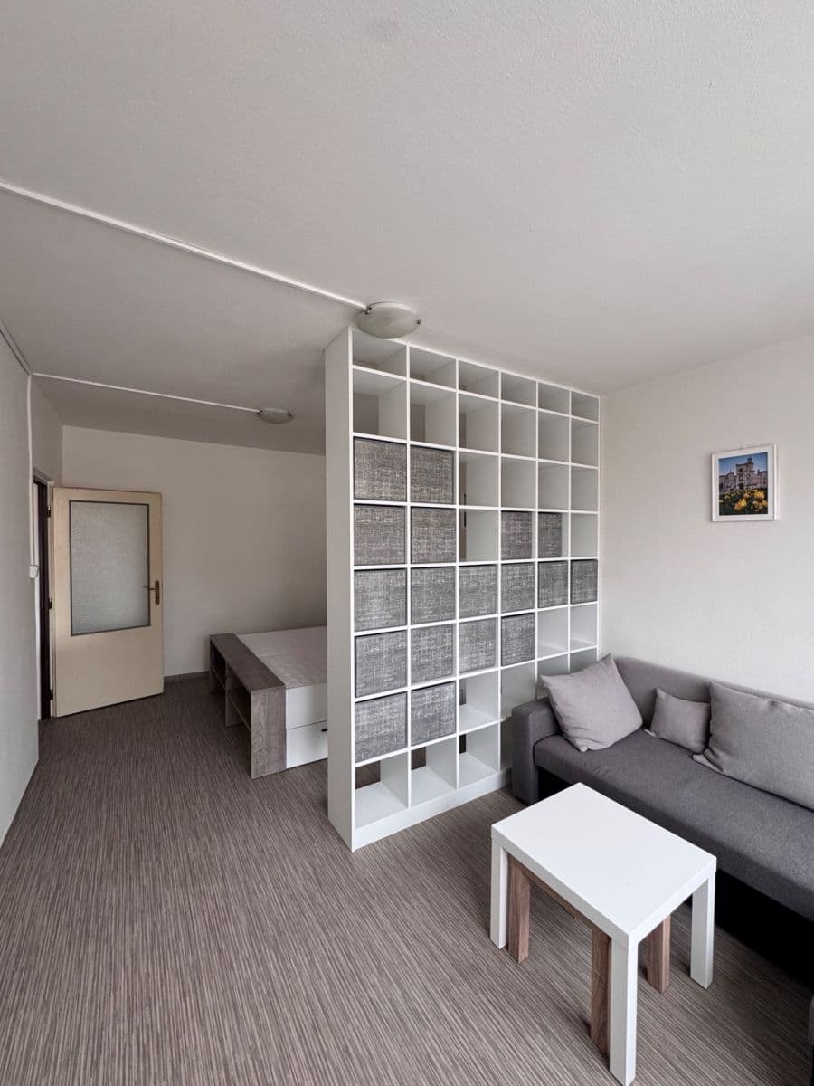 Pronájem bytu 2+1 44 m², Míru, Kaplice, Jihočeský kraj Pronájem bytu 2+1 44 m², Míru, Kaplice, Jihočeský kraj