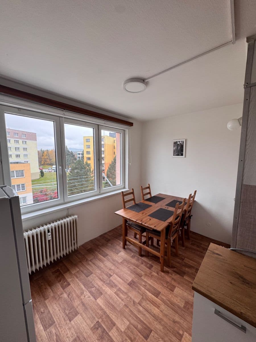 Pronájem bytu 2+1 44 m², Míru, Kaplice, Jihočeský kraj Pronájem bytu 2+1 44 m², Míru, Kaplice, Jihočeský kraj
