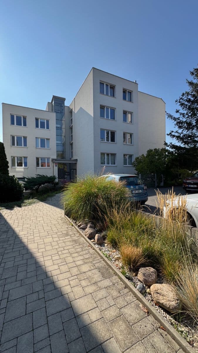Prodej bytu 3+kk 84 m², K Zahrádkám, Praha, Praha Prodej bytu 3+kk 84 m², K Zahrádkám, Praha, Praha